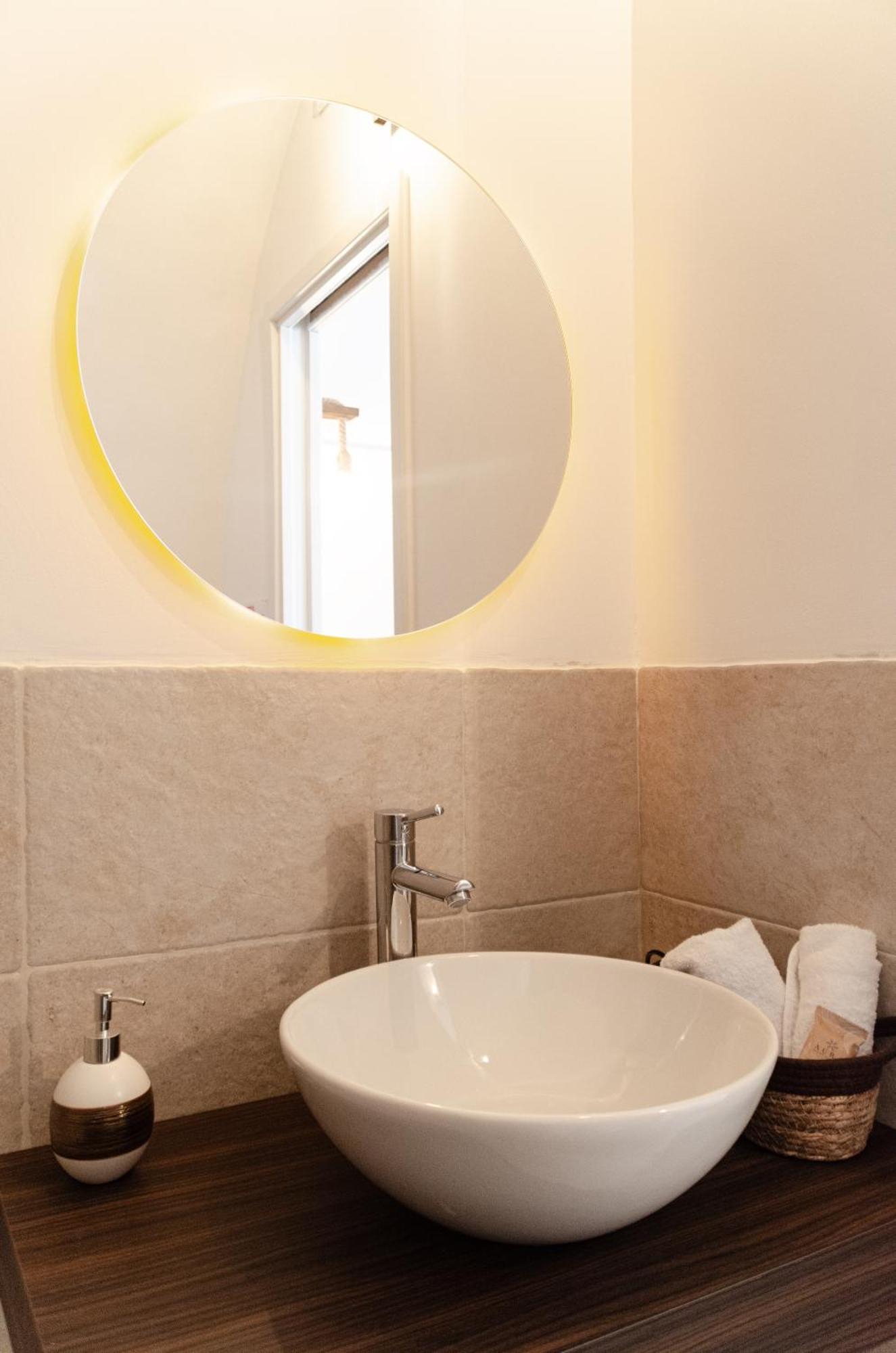 Aca Suite Luxury With Jacuzzi Adelfia Esterno foto